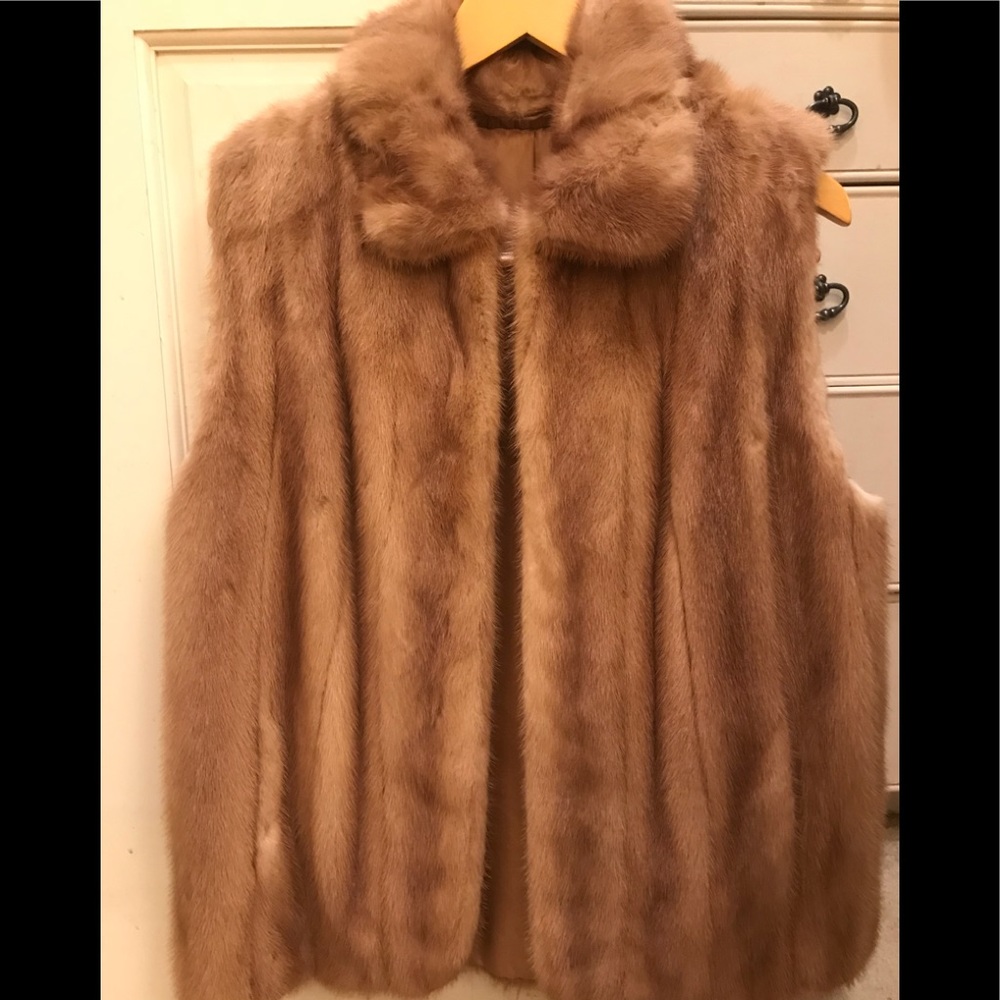 Beautiful Classic Real Mink Fur Vest
